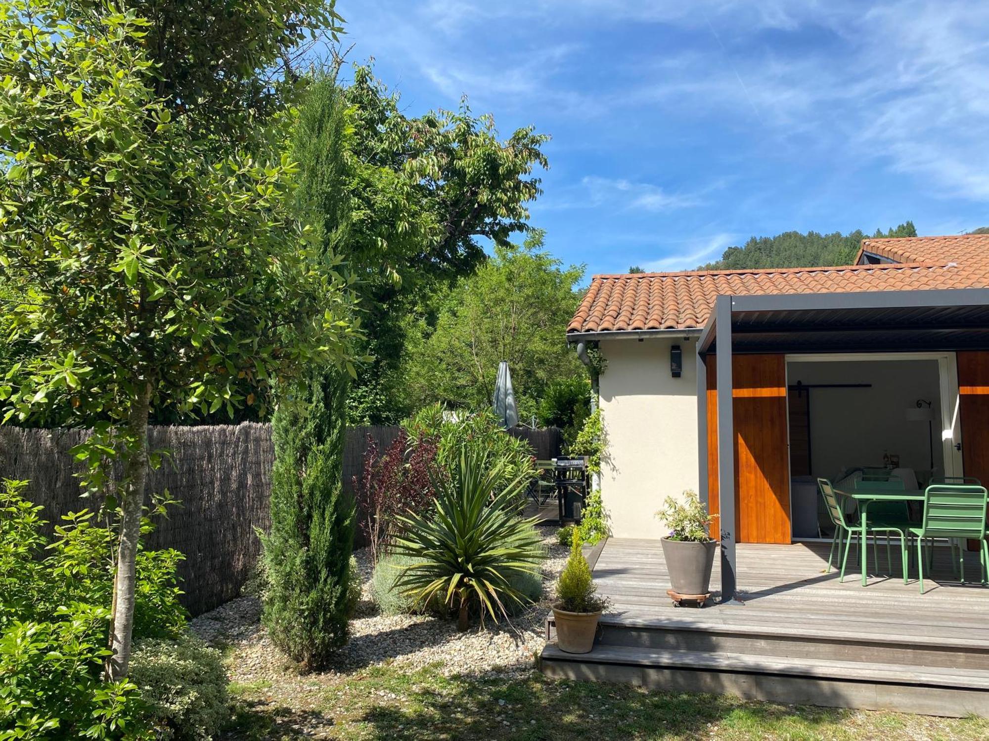 Pont-de-Labeaume La Petite Caserne - Gite 4 Etoiles - מראה חיצוני תמונה